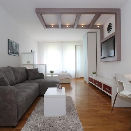 New Belgrade Apartment Belville, Parking 5 Evra Dan Ngoại thất bức ảnh