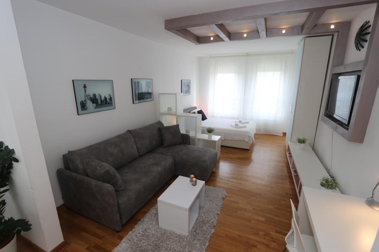 New Belgrade Apartment Belville, Parking 5 Evra Dan Ngoại thất bức ảnh