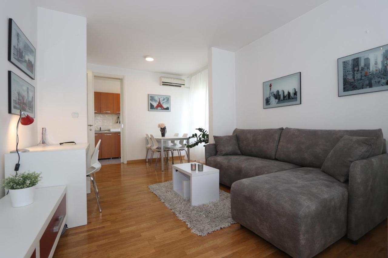 New Belgrade Apartment Belville, Parking 5 Evra Dan Ngoại thất bức ảnh
